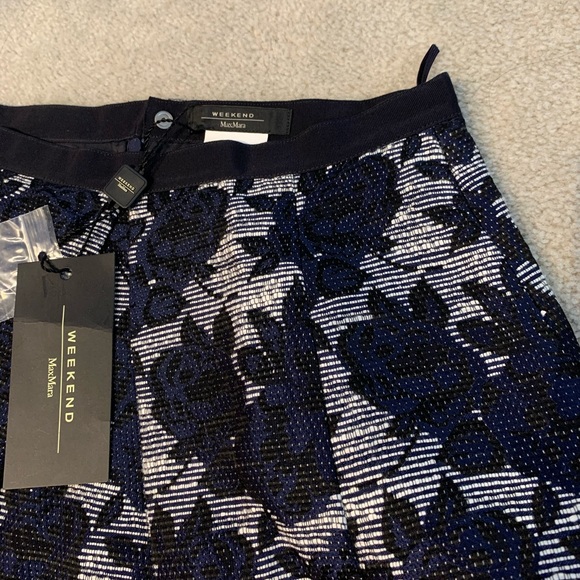 NEW MaxMara Weekend “Fata Skirt” - Picture 2 of 2